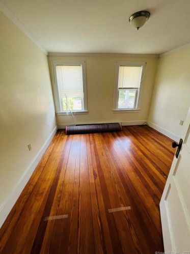 19 Franklin St, Killingly CT 06239-3506 exterior