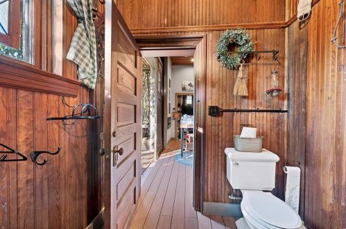 36 Portland Pl, Saint Louis MO 63108-1242 exterior