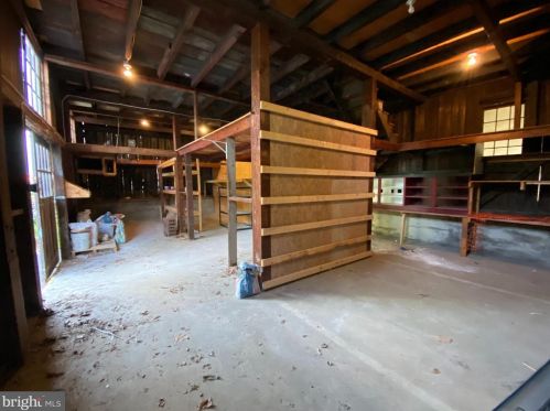 2008 Marietta Ave, Lancaster PA 17603-2354 exterior