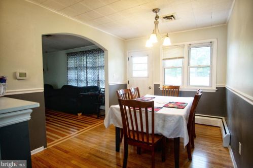 120 Gropp Ave, Trenton NJ 08610-2421 exterior