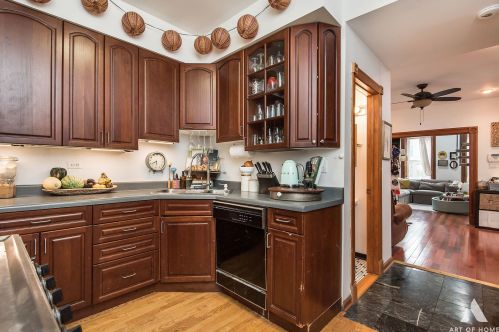 907 Racine Ave, Chicago IL 60643-5402 exterior