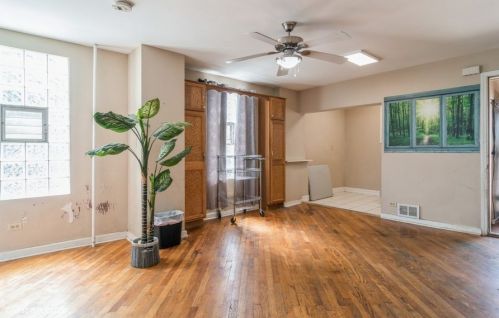 2928 Elston Ave, Chicago IL 60618-1809 exterior