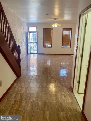 2028 4th St, Philadelphia PA  19122-1509 exterior