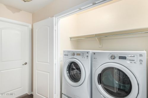 2144 77 Dr, Phoenix AZ 85035-5111 exterior