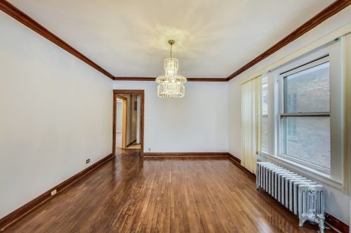 1719 Melvina Ave, Chicago IL 60646-1123 exterior