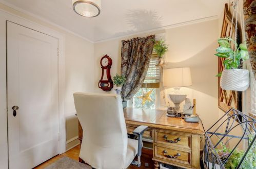 2350 58, Milwaukee WI 53219-2111 exterior