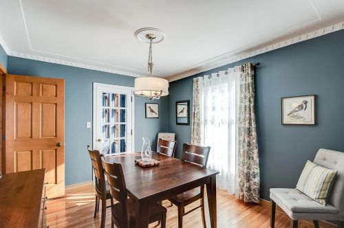 1401 Hartford Ave, Saint Paul MN 55116-1649 exterior