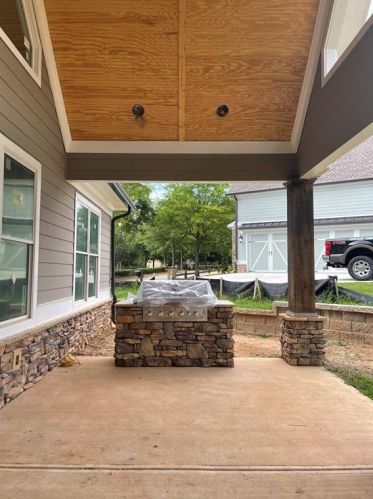 6724 Horse Shoe Cir, Gainesville GA 30506 exterior