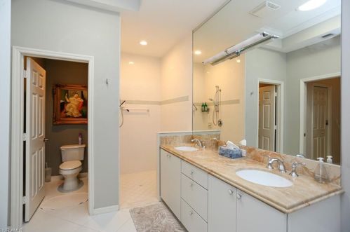 1016 Eastham Ct, Naples FL 34104-8795 exterior