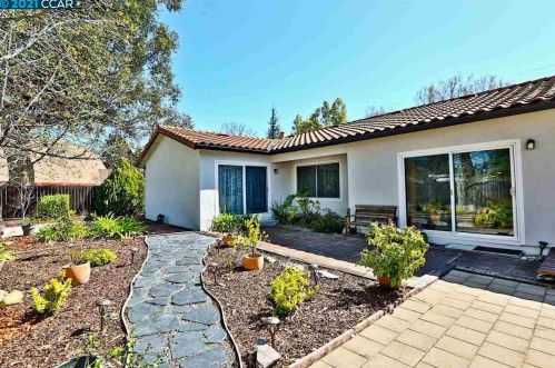 1619 St, Concord CA 94521-1001 exterior