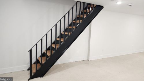 5421 Cedar Ave, Philadelphia PA 19143-1952 exterior