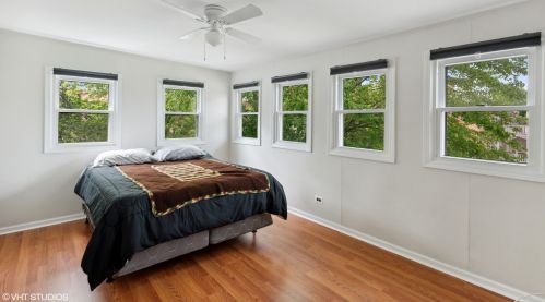 5454 Windsor Ave, Chicago IL 60625-3822 exterior