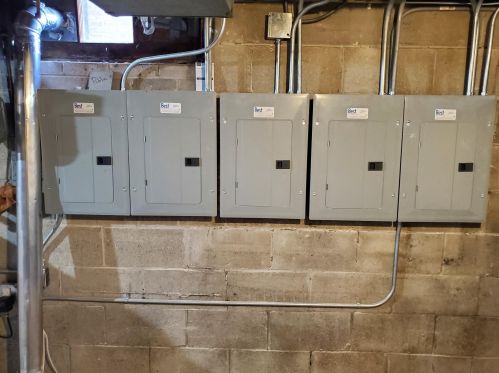 5423 Greenfield Ave, Milwaukee WI 53204-2618 exterior