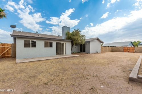 602 Behrend Dr, Phoenix AZ 85024-1871 exterior