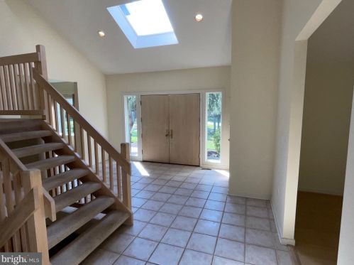 11335 Palatine Dr, Rockville MD  20854-1400 exterior