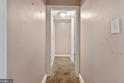 227 Lemonte St, Philadelphia PA 19128-4519 exterior