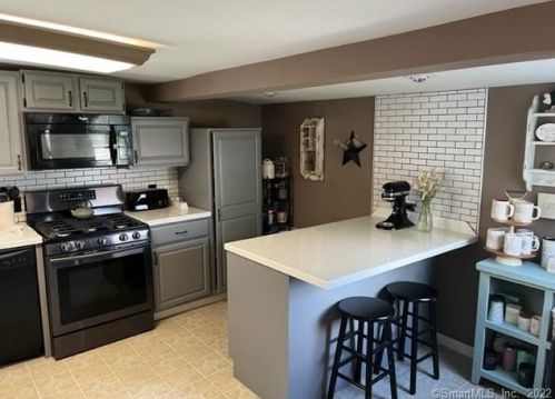 134 Mt Pleasant Ter, Torrington CT 06790-5177 exterior