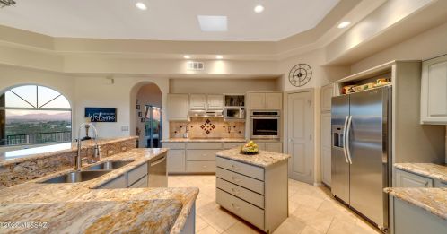 6250 Diamond St, Tucson AZ  85745-8923 exterior