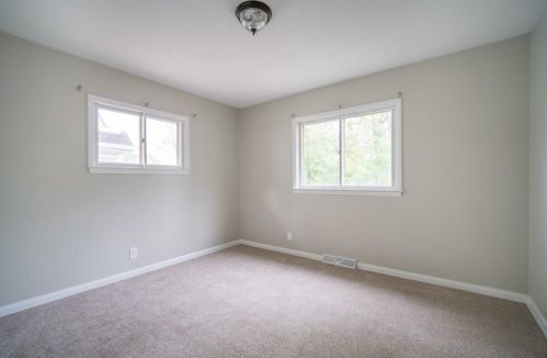 218 60th St, Milwaukee WI  53213-4220 exterior