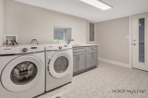 7870 Oakleaf Ave, Chicago IL  60707-1351 exterior