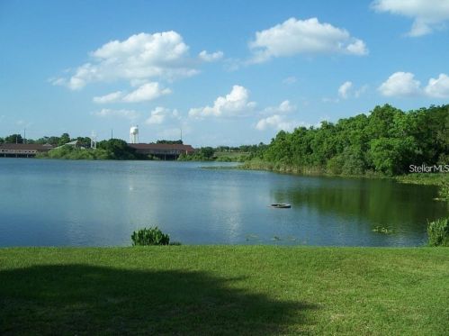 199 Afton Sq, Altamonte Springs FL 32714-3829 exterior