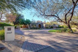 2027 Colter St, Phoenix AZ  85015-2819 exterior