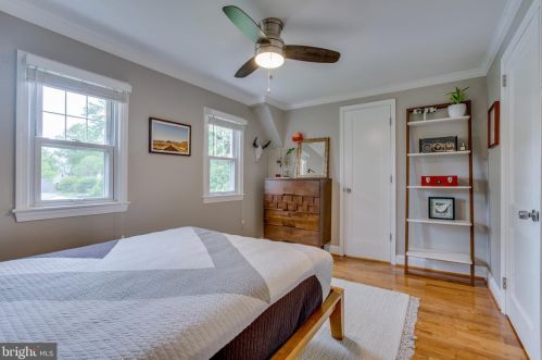 2813 Memorial St, Alexandria VA  22306-1743 exterior