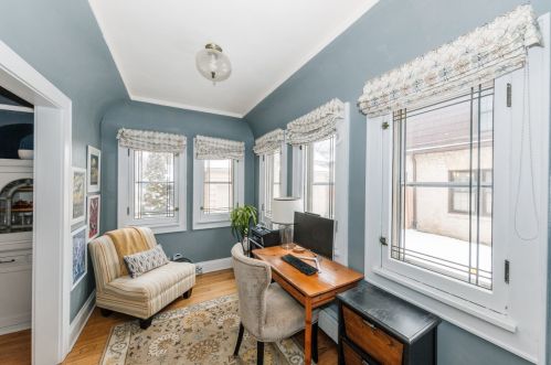 5030 Larkin St, Milwaukee WI 53217-5754 exterior