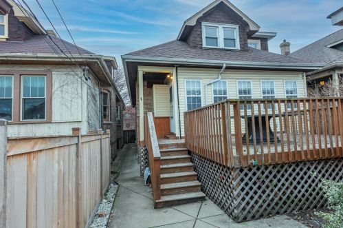 1739 New England Ave, Chicago IL  60707-4404 exterior