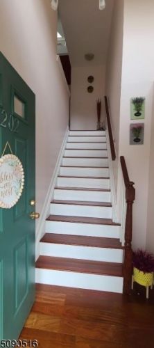 3202 Vroom Dr, Bridgewater, NJ 08807-7015