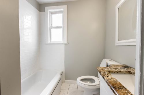 5416 25 Pl, Chicago IL 60623-4233 exterior