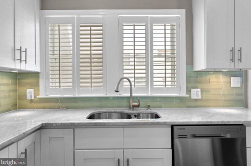 1147 Abbey Pl, Washington DC exterior