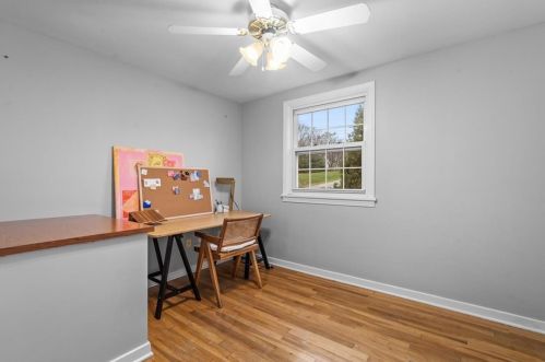 250 Chapel Ridge Rd, Pittsburgh PA  15238-1832 exterior