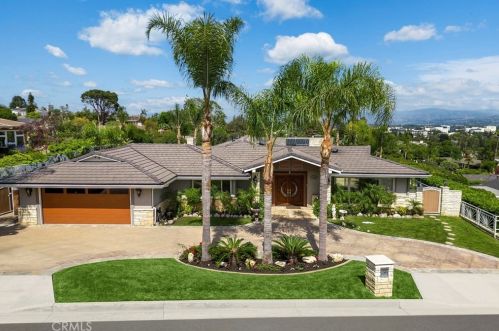 1347 Dana Pl, Fullerton CA  92831-1108 exterior