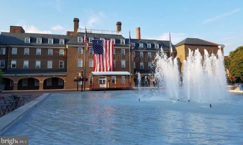 715 Alfred St, Alexandria VA 22314-1825 exterior