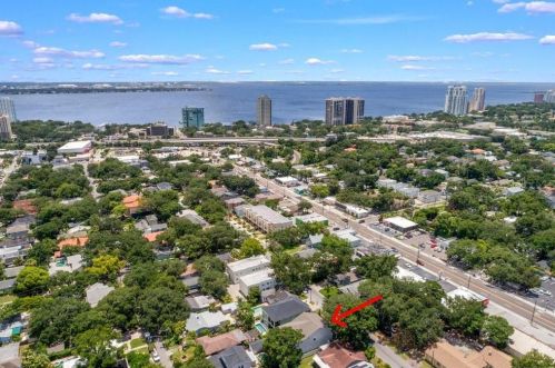 3311 Empedrado St, Tampa FL  33629-7110 exterior