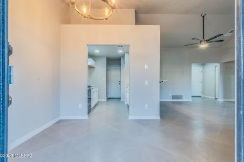 10455 Bridgestone Pl, Tucson AZ 85730-5001 exterior