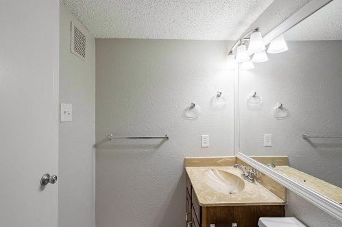 2606 Entrada Blvd, Irving TX exterior