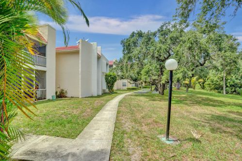 640 13th St, Boca Raton FL 33486-2482 exterior