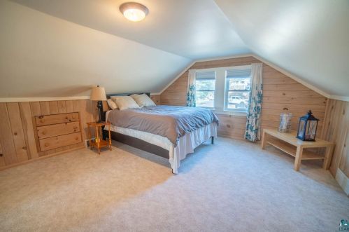 2033 Allegheny St, Duluth MN 55811-3208 exterior