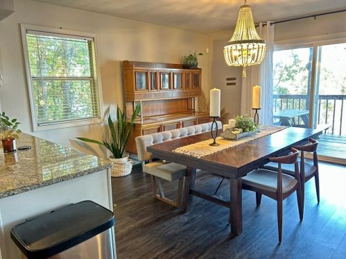 8470 Lk Dr, Lithonia GA 30039-6568 exterior