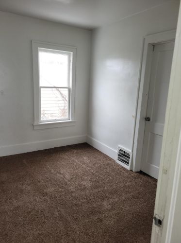 1728 Manz St, Meskegon MI 49442-5706 exterior