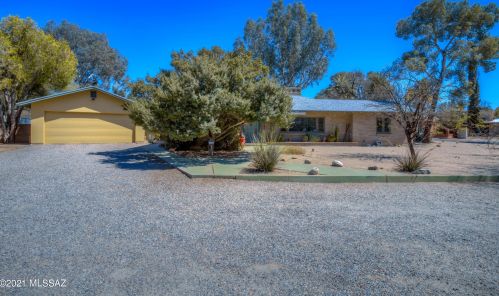 125 Bryant Ave, Tucson, AZ 85711-3401