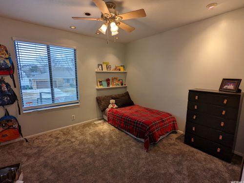 10270 Flanders Rd, Sandy UT 84092-4319 exterior