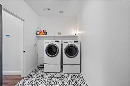 11410 Connie Ln, Montgomery TX 77316-5430 exterior