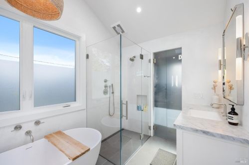 5 Amicita Ave, Mill Valley CA 94941-2101 exterior