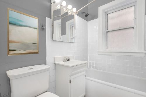 5428 Sawyer Ave, Chicago IL 60632-2624 exterior