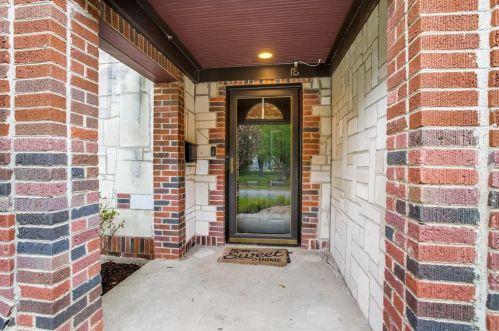 5314 Bradford Dr, Dallas, TX 75235-8315