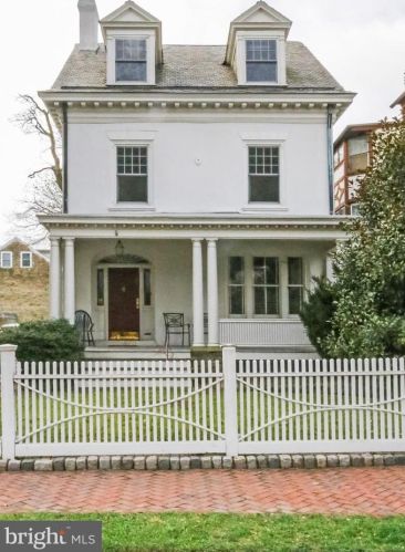 5800 Greene St, Philadelphia PA  19144-2704 exterior