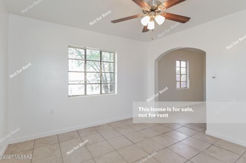844 37 St, Tucson AZ 85713-4908 exterior